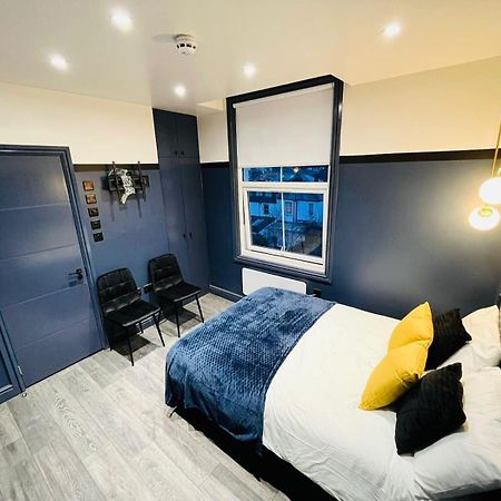 London 39 Blue House Luxury Ensuite Ideal For Tourists Экстерьер фото