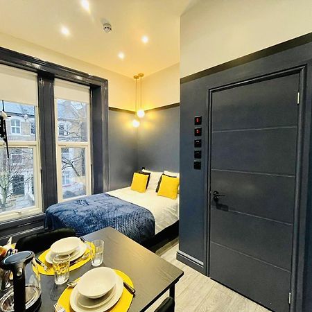 London 39 Blue House Luxury Ensuite Ideal For Tourists Экстерьер фото