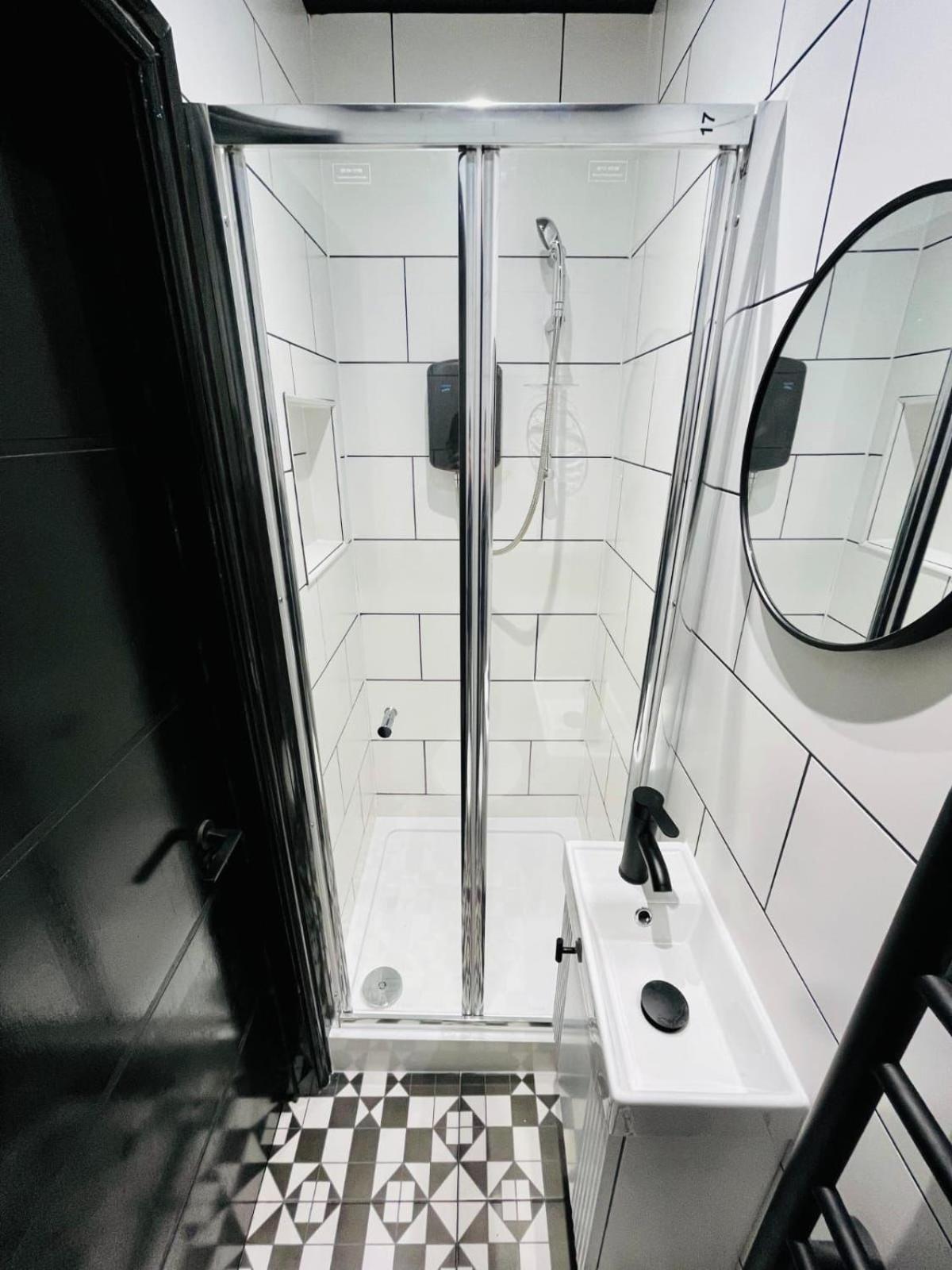 London 39 Blue House Luxury Ensuite Ideal For Tourists Экстерьер фото
