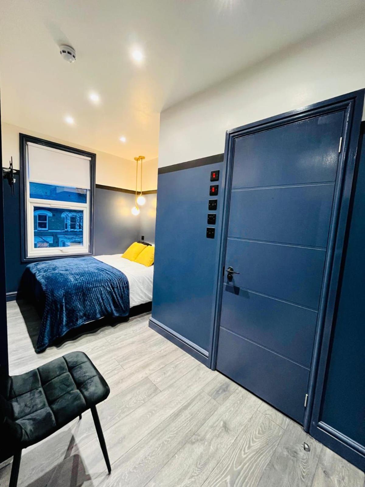 London 39 Blue House Luxury Ensuite Ideal For Tourists Экстерьер фото