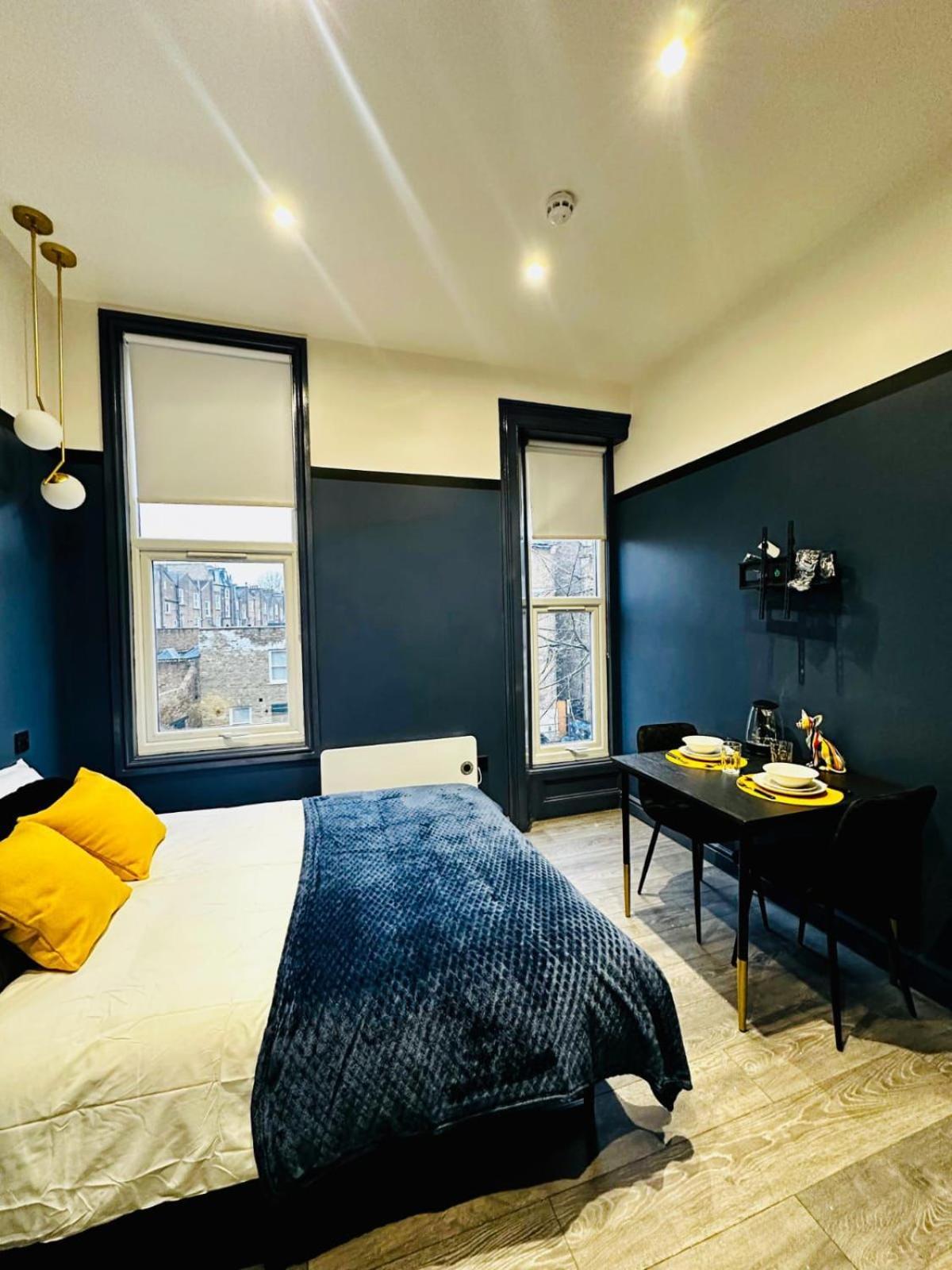 London 39 Blue House Luxury Ensuite Ideal For Tourists Экстерьер фото