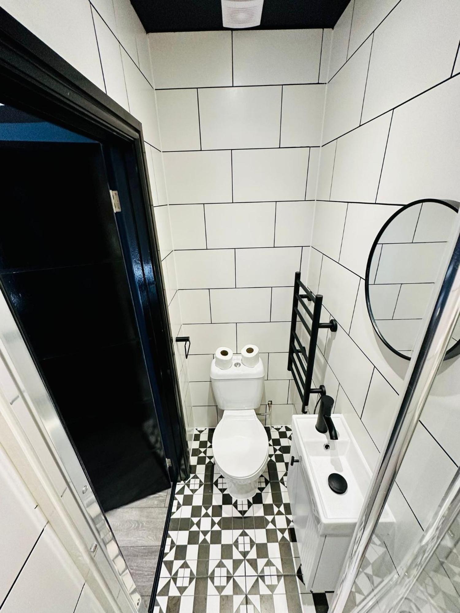London 39 Blue House Luxury Ensuite Ideal For Tourists Экстерьер фото